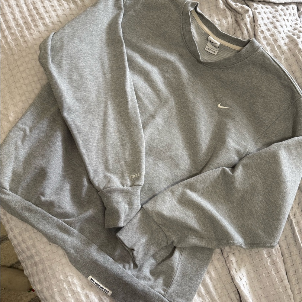 Nike Gray Men's Crewneck